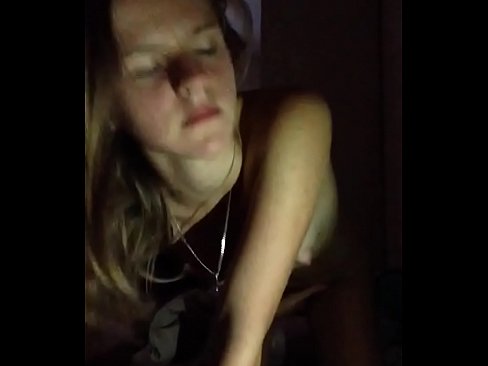 ❤️ Yon ti fi masturbe ak koms ❌ Porno fb nan nou